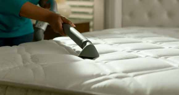 How to Clean a Mattress and Maintain it