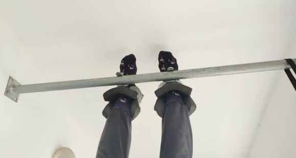 Use Gravity Boots, While Taking Inversion Therapy